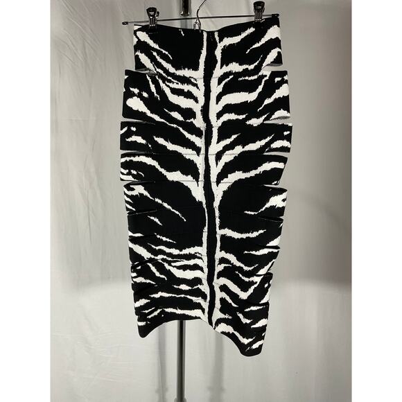 Alaia 'Pencil' Black Viscose Skirt Size 36 - Picture 3 of 5